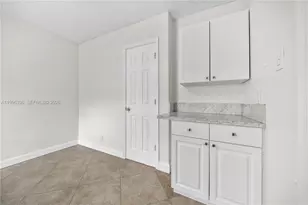 1041 NE 9th Ave, Fort Lauderdale, FL 33304 - Photo 16