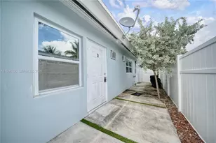 1041 NE 9th Ave, Fort Lauderdale, FL 33304 - Photo 18