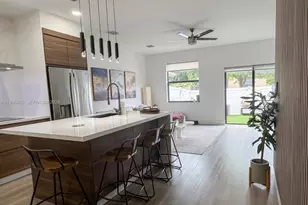 8869 W 35th Ave, Hialeah, FL 33018 - Photo 2