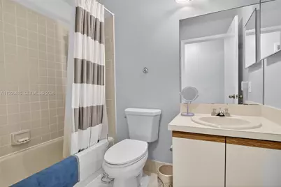 9481 Oak Grove Cir, Davie, FL 33328 - Photo 30