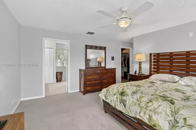 9481 Oak Grove Cir, Davie, FL 33328 - Photo 24