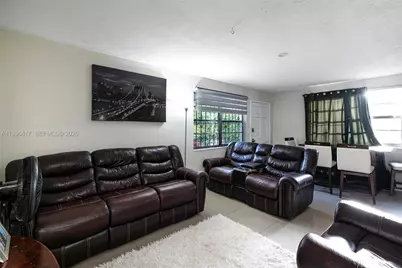 1519 NW 40th St, Miami, FL 33142 - Photo 4