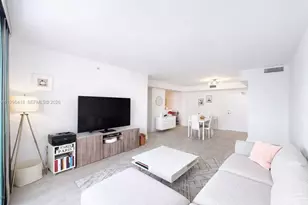 7501 E Treasure Dr, North Bay Village, FL 33141 - Photo 6