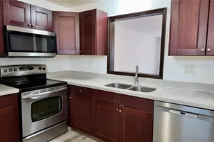 403 NW 68th Ave, Plantation, FL 33317 - Photo 6