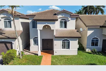 18615 NW 84th Pl #102-1, Hialeah, FL 33015 - Photo 1