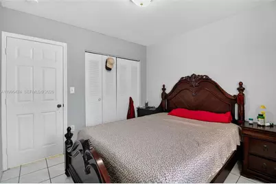 18615 NW 84th Pl #102-1, Hialeah, FL 33015 - Photo 6