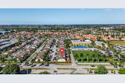 18615 NW 84th Pl #102-1, Hialeah, FL 33015 - Photo 14