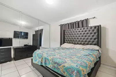 18615 NW 84th Pl #106-1, Hialeah, FL 33015 - Photo 6