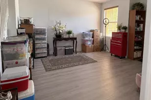 16648 SW 83rd Ln, Miami, FL 33193 - Photo 2