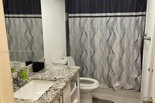 100 Lakeview Dr, Weston, FL 33326 - Photo 6