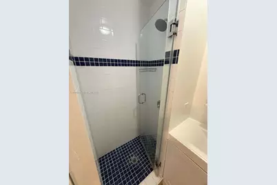 325 NE 131st St #A, North Miami, FL 33161 - Photo 48
