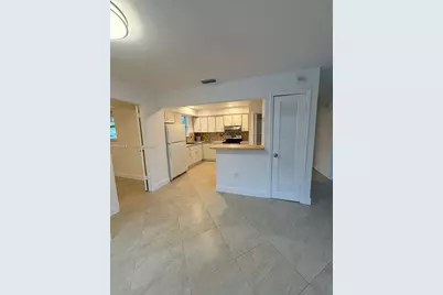 325 NE 131st St #A, North Miami, FL 33161 - Photo 22