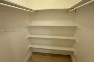 325 NE 131st St, North Miami, FL 33161 - Photo 38