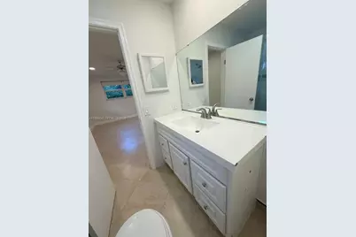 325 NE 131st St #A, North Miami, FL 33161 - Photo 40