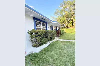 325 NE 131st St #A, North Miami, FL 33161 - Photo 4