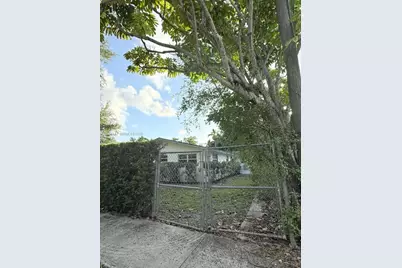 325 NE 131st St #A, North Miami, FL 33161 - Photo 58