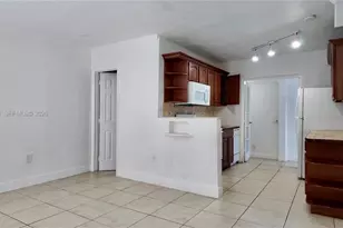 1021 N Victoria Park Rd, Fort Lauderdale, FL 33304 - Photo 2