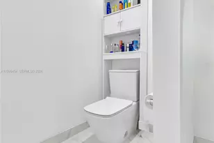 1045 NE 18th Ave, Fort Lauderdale, FL 33304 - Photo 26