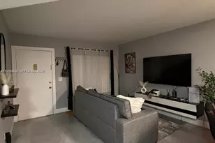 15354 SW 72nd St, Miami, FL 33193 - Photo 4