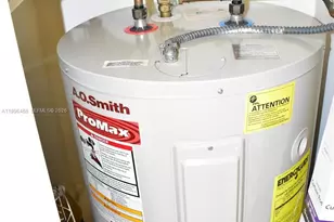 9881 Sunrise Lakes Blvd, Sunrise, FL 33322 - Photo 18