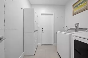 5735 SW 35th St, Miami, FL 33155 - Photo 8