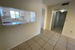 14902 SW 82nd Ln, Miami, FL 33193 - Photo 12