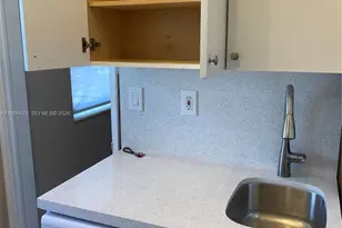 40 Almeria Ave, Coral Gables, FL 33134 - Photo 16