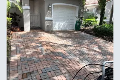 951 Doveplum Ct #951, Hollywood, FL 33019 - Photo 18