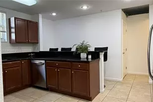11605 NW 89th St, Doral, FL 33178 - Photo 8