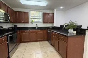 11605 NW 89th St, Doral, FL 33178 - Photo 4