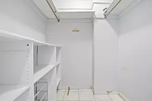 8233 Harding Ave, Miami Beach, FL 33141 - Photo 16