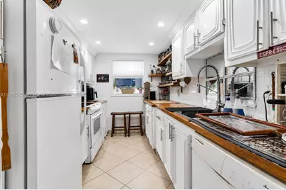 2300 SW 22nd Ave #109, Delray Beach, FL 33445 - Photo 14