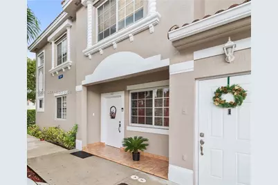 7211 NW 174th Ter #101, Hialeah, FL 33015 - Photo 2