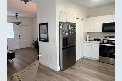 7211 NW 174th Ter #101, Hialeah, FL 33015 - Photo 6