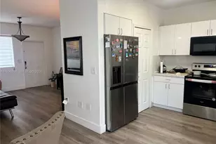 7211 NW 174th Terrace, Hialeah, FL 33015 - Photo 6