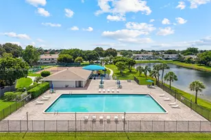 10500 NW 3rd St, Pembroke Pines, FL 33026 - Photo 36