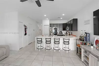 10628 W 33rd Way #0, Hialeah, FL 33018 - Photo 4