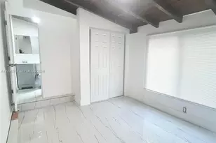 1776 NE 178th St, Miami, FL 33162 - Photo 12