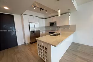 999 SW 1st Ave, Miami, FL 33130 - Photo 2