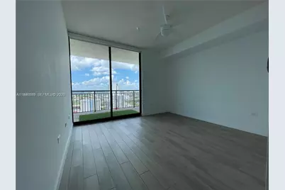 999 SW 1st Ave #2109, Miami, FL 33130 - Photo 6