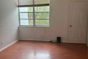 9410 Live Oak Pl, Davie, FL 33324 - Photo 12