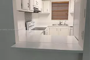 9410 Live Oak Pl, Davie, FL 33324 - Photo 2