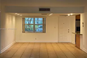 4009 N Cypress Dr, Pompano Beach, FL 33069 - Photo 2