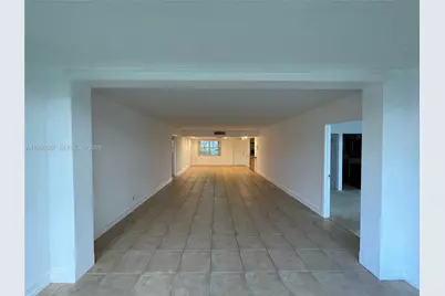 4009 N Cypress Dr #105, Pompano Beach, FL 33069 - Photo 1