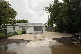 2116 Monroe Terrace, Hollywood, FL 33020 - Photo 20