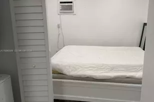 2116 Monroe Terrace, Hollywood, FL 33020 - Photo 12