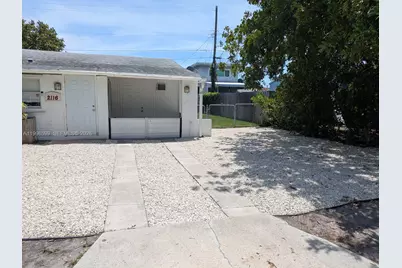 2116 Monroe Ter, Hollywood, FL 33020 - Photo 2