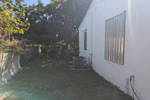 2116 Monroe Terrace, Hollywood, FL 33020 - Photo 44