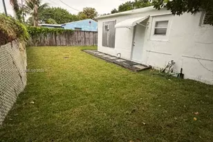 2116 Monroe Terrace, Hollywood, FL 33020 - Photo 6