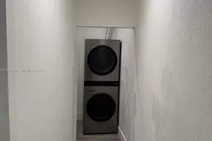 5420 E 7th Ave, Hialeah, FL 33013 - Photo 8